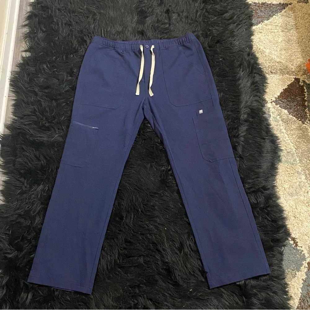 Figs Medical Mens Scrub Pants Navy Blue, Zipper and Button Closure Pockets SZ LS
